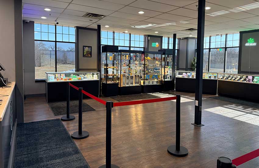 Lab-tested THC vapes and edibles at High Ten Ramsey