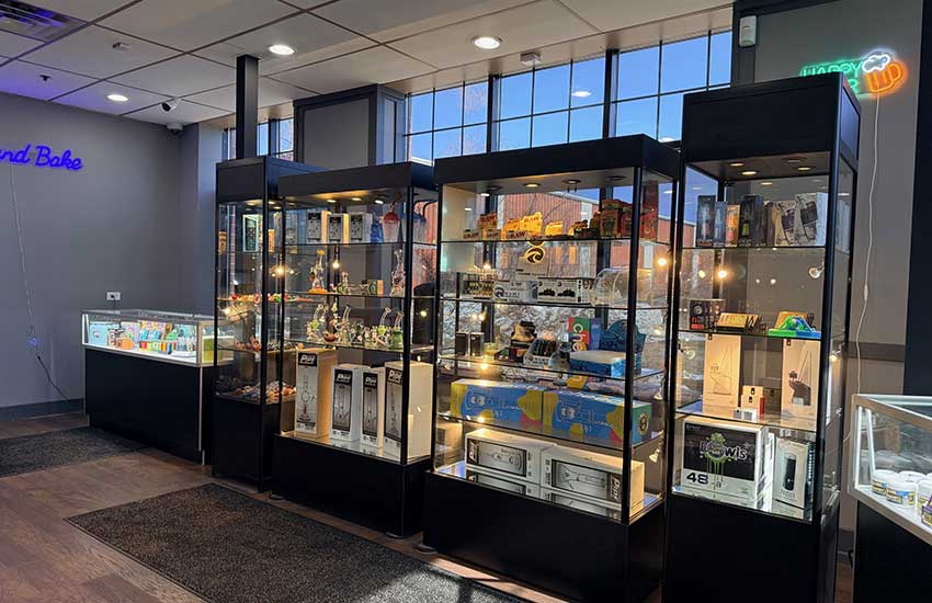 Expert cannabis staff at High Ten Ramsey Dispensary